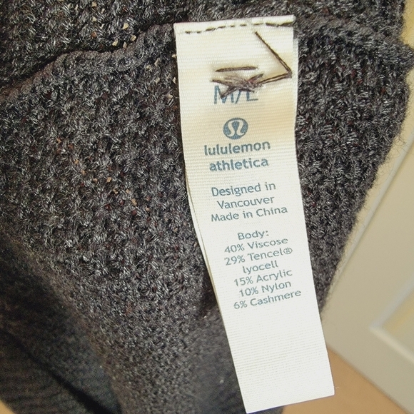 Lululemon Breeze Easy Wrap M/L - Picture 6 of 10